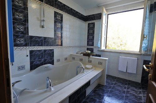 Holiday House Aurora กอร์โตนา ภายนอก รูปภาพ